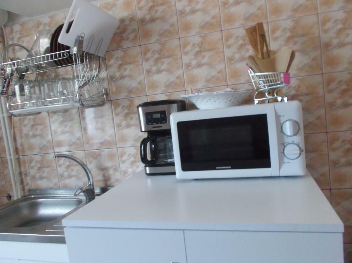 Apartament 2 Camere Semidecomandat "La Gicu" Sulina Exterior foto