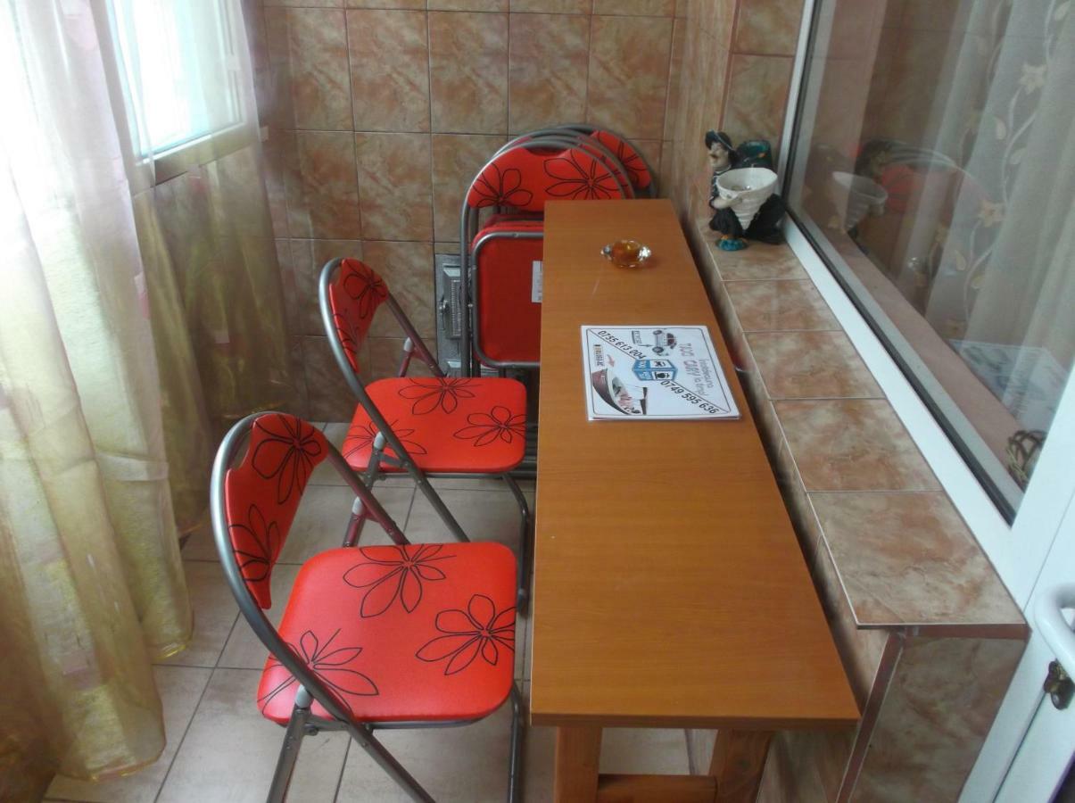 Apartament 2 Camere Semidecomandat "La Gicu" Sulina Exterior foto